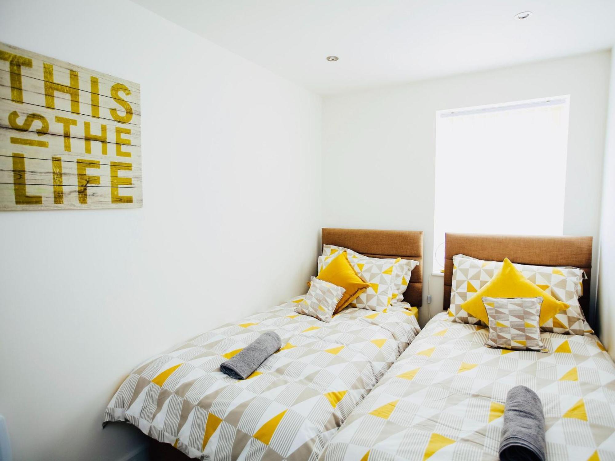 1 And 2 Bedroom Shield House Apartments Sheffield Centre Exterior foto